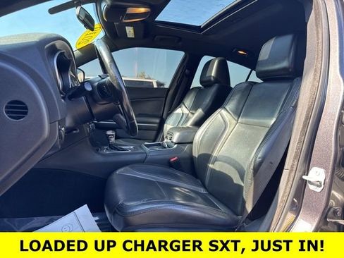 Used 2019 Dodge Charger SXT w/ Leather Interior Group image 20