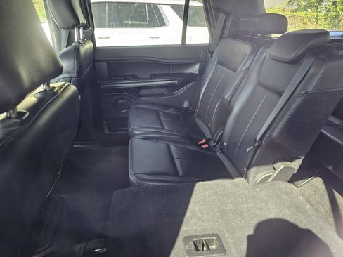 Used 2020 Ford Expedition XLT w/ Equipment Group 202A image 15