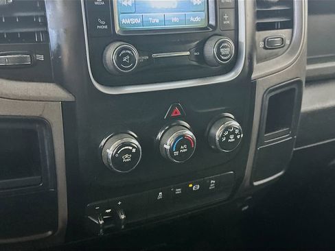 Used 2018 RAM 2500 Tradesman w/ Chrome Appearance Group AWD/4WD image 18