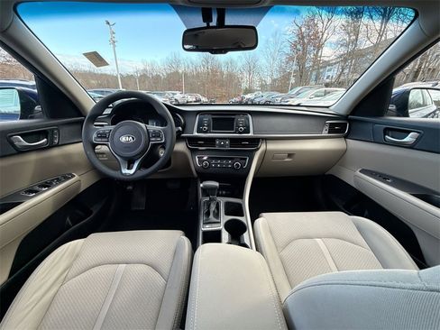 Used 2016 Kia Optima LX w/ LX Convenience Package image 21