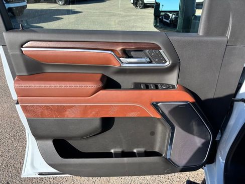 New 2026 GMC Sierra 3500 Denali Ultimate image 13