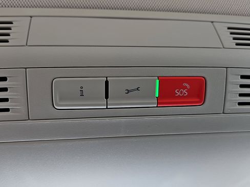 New 2026 Volkswagen Taos S image 21