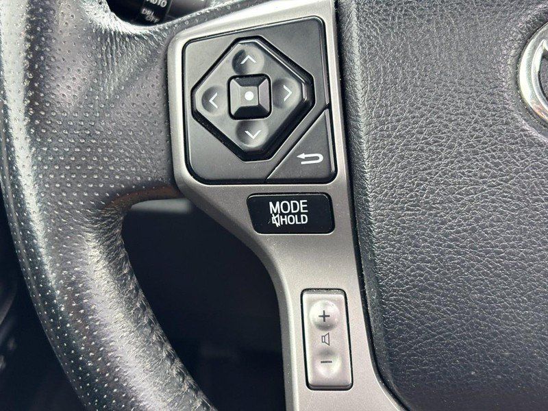 Used 2014 Toyota 4Runner Limited w/ Convenience Package AWD/4WD image 19