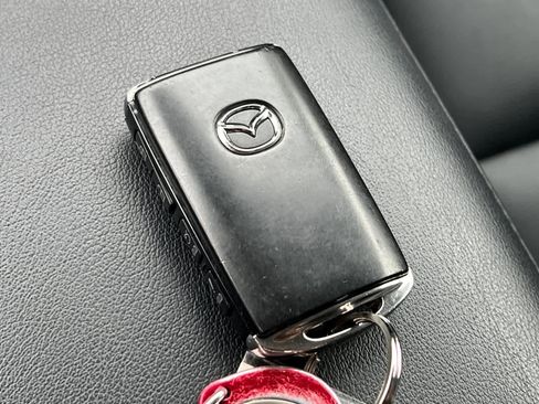 Used 2024 MAZDA MAZDA3 s image 22