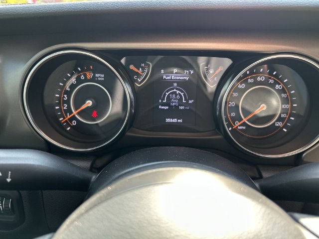 Used 2022 Jeep Gladiator Sport AWD/4WD image 19