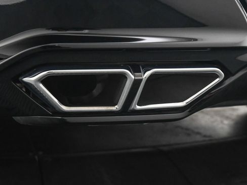 Used 2024 BMW 760i xDrive w/ Premium Package 2 image 23