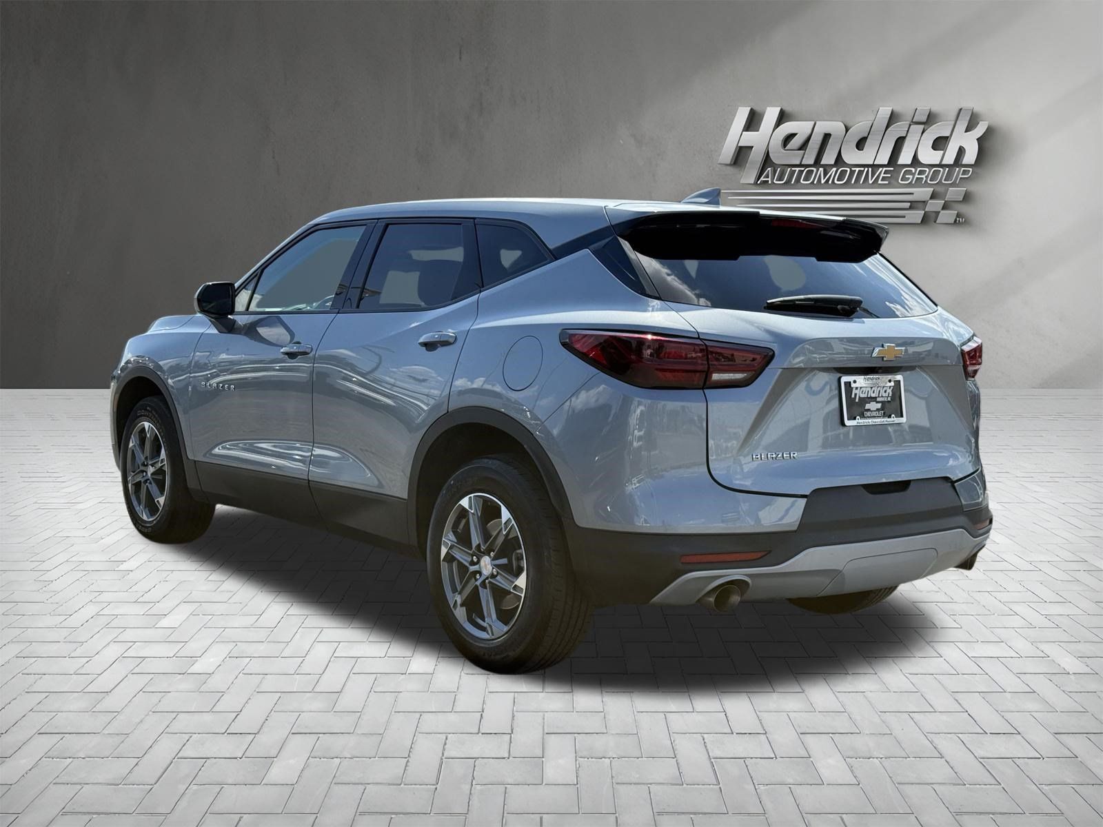 Used 2025 Chevrolet Blazer LT FWD image 8