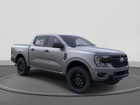 New 2025 Ford Ranger XLT w/ Black Appearance Package RWD image 7