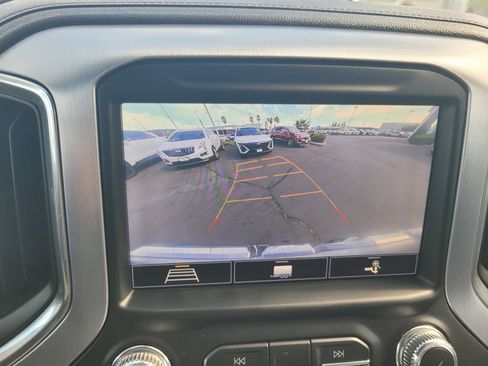 Used 2020 GMC Sierra 1500 SLT w/ SLT Premium Package AWD/4WD image 18