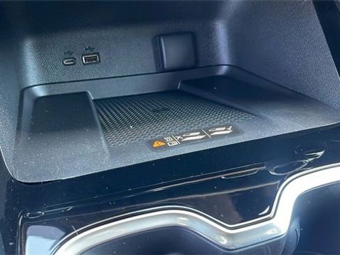 New 2026 Chevrolet Traverse LT w/ LPO, Floor Liner Package image 16