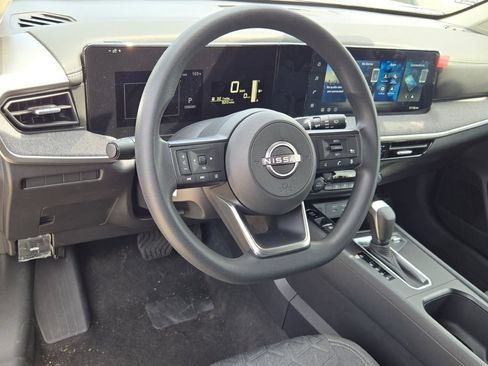 Used 2026 Nissan Kicks SV w/ SV Premium Package AWD/4WD image 22