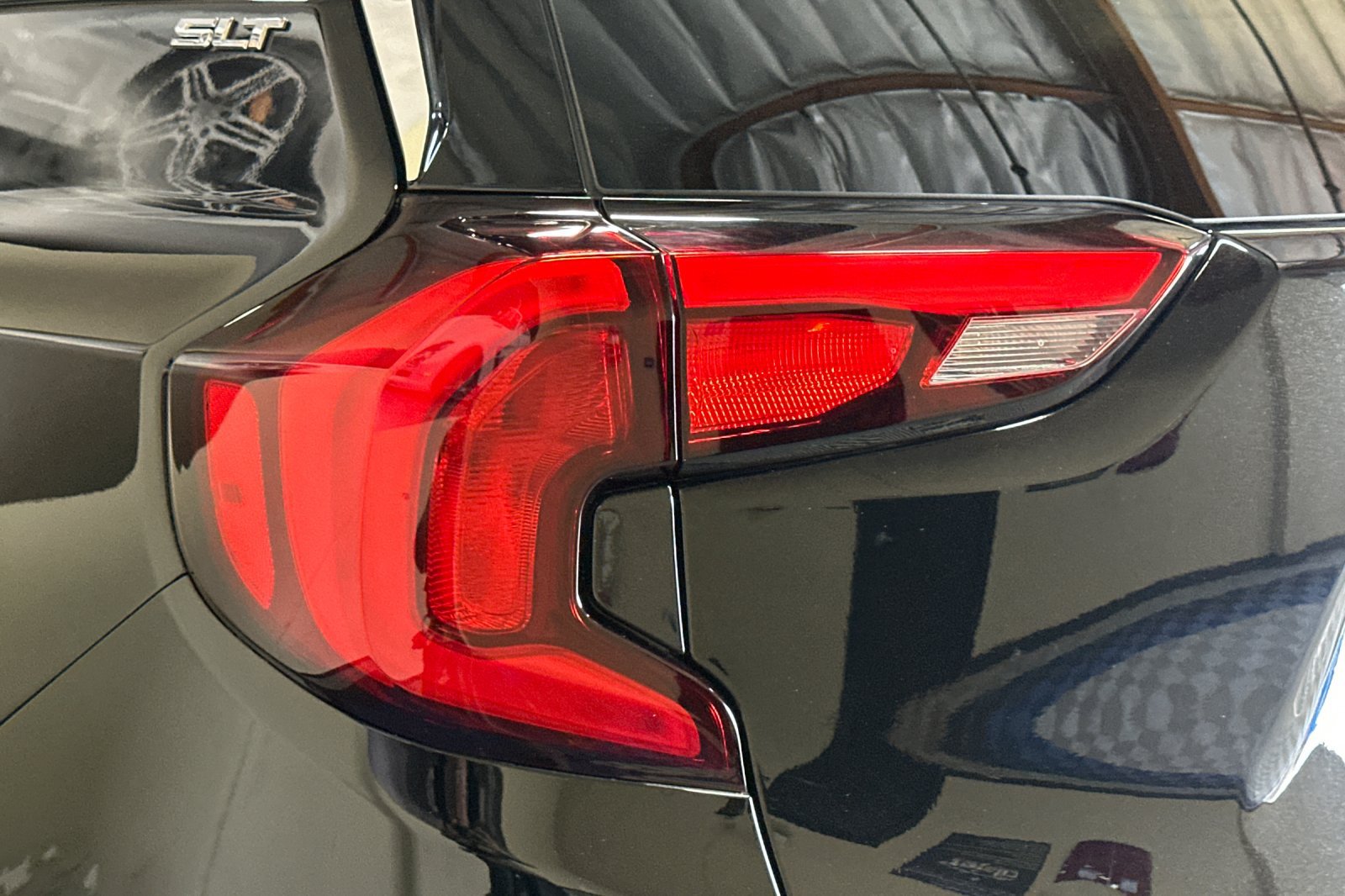 Used 2021 GMC Terrain SLT AWD/4WD image 48