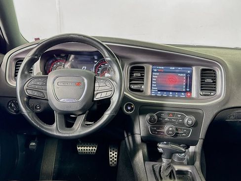 Used 2020 Dodge Charger R/T w/ Driver Convenience Group RWD image 11