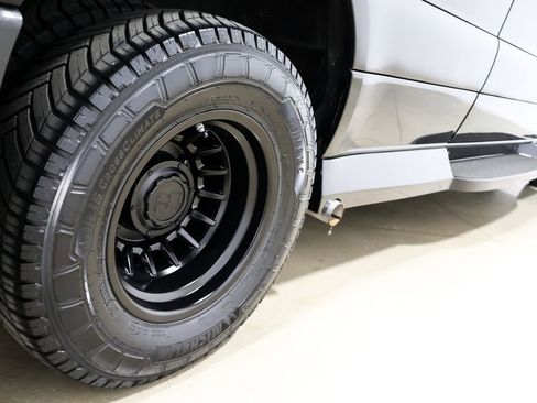 Used 2024 Mercedes-Benz Sprinter 3500 image 16