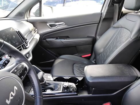 Used 2024 Kia Sportage X-Line w/ X-Line Premium Package image 8