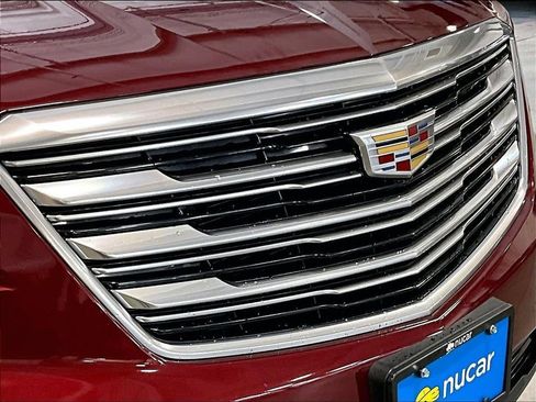 Used 2017 Cadillac XT5 Luxury w/ Driver Awareness Package AWD/4WD image 33