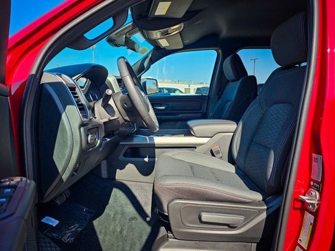 New 2026 RAM 1500 Express AWD/4WD image 13