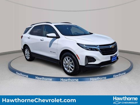 Used 2023 Chevrolet Equinox LT AWD/4WD image 1