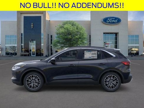 New 2026 Ford Escape SE image 3