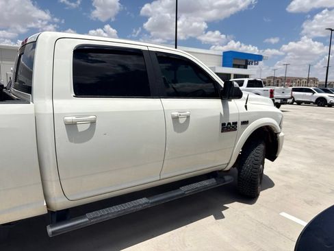Used 2018 RAM 2500 Laramie w/ Sport Appearance Group AWD/4WD image 7