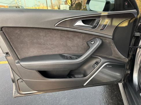 Used 2016 Audi S6 Prestige w/ Prestige Package image 15