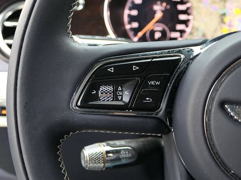 Used 2023 Bentley Continental GT Mulliner AWD/4WD image 12