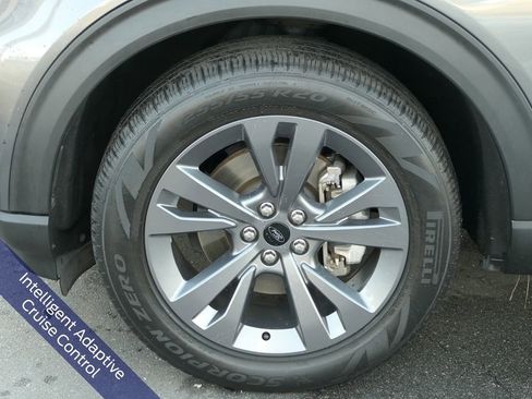 Used 2022 Ford Explorer XLT w/ Equipment Group 202A image 11