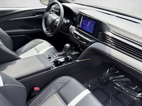 Used 2026 Toyota Camry SE w/ Convenience Package FWD image 27