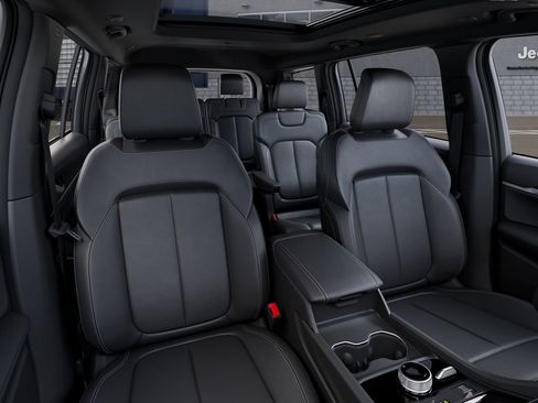 New 2026 Jeep Grand Cherokee L Limited AWD/4WD image 16