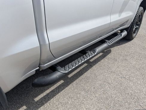 Used 2020 Chevrolet Silverado 1500 LT Trail Boss image 28