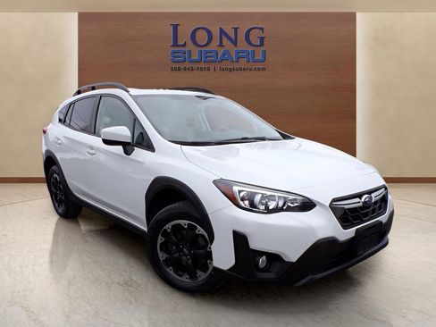Used 2021 Subaru Crosstrek 2.0i Premium w/ Moonroof Package image 5