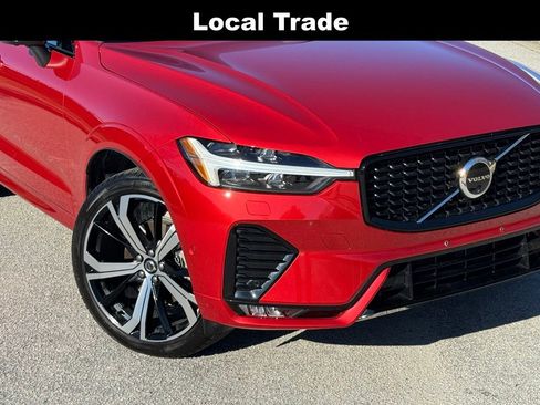 Used 2025 Volvo XC60 B5 Ultra w/ Protection Package Premier image 5