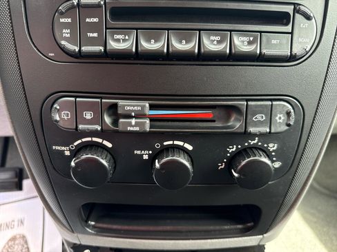 Used 2006 Dodge Grand Caravan SE w/ Popular Equipment Group I image 18