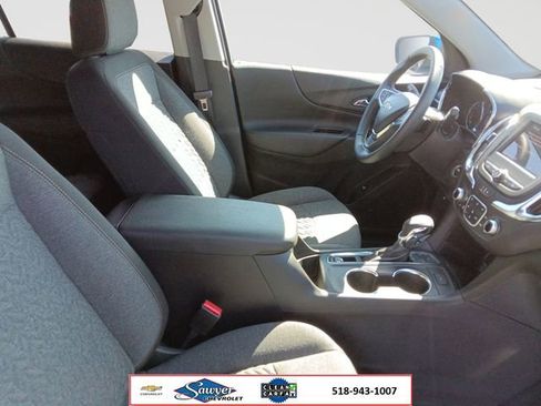 Used 2024 Chevrolet Equinox LT image 16