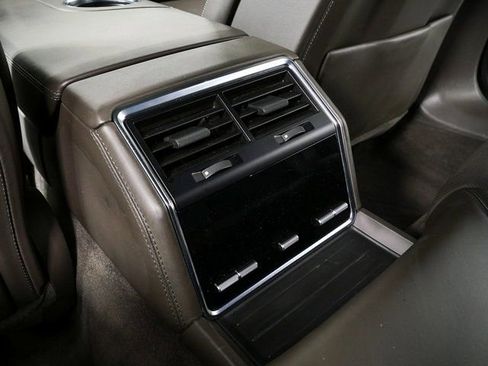 Certified 2020 Porsche Panamera Turbo w/ Sport Package AWD/4WD image 21