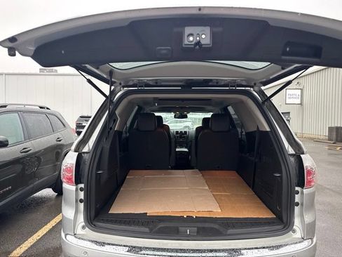 Used 2011 GMC Acadia Denali FWD image 22