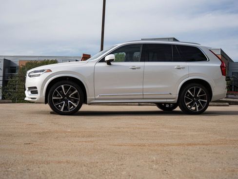 Certified 2024 Volvo XC90 B5 Plus w/ Protection Package Premier AWD/4WD image 3