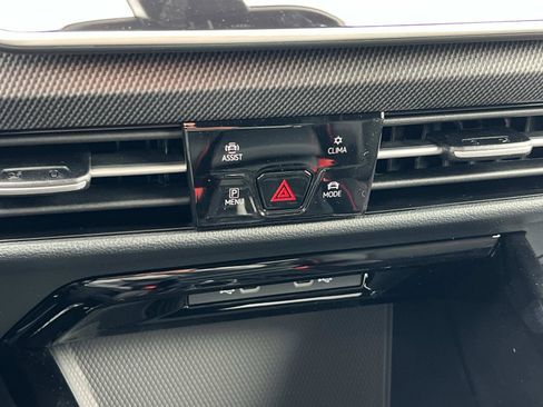 New 2026 Volkswagen GTI SE FWD image 17