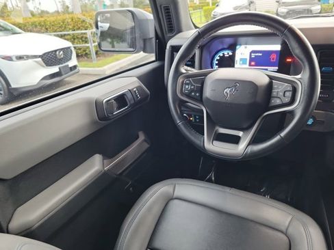 Used 2023 Ford Bronco Black Diamond image 15