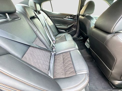Used 2023 Nissan Maxima SR w/ Sport Mat Group FWD image 29