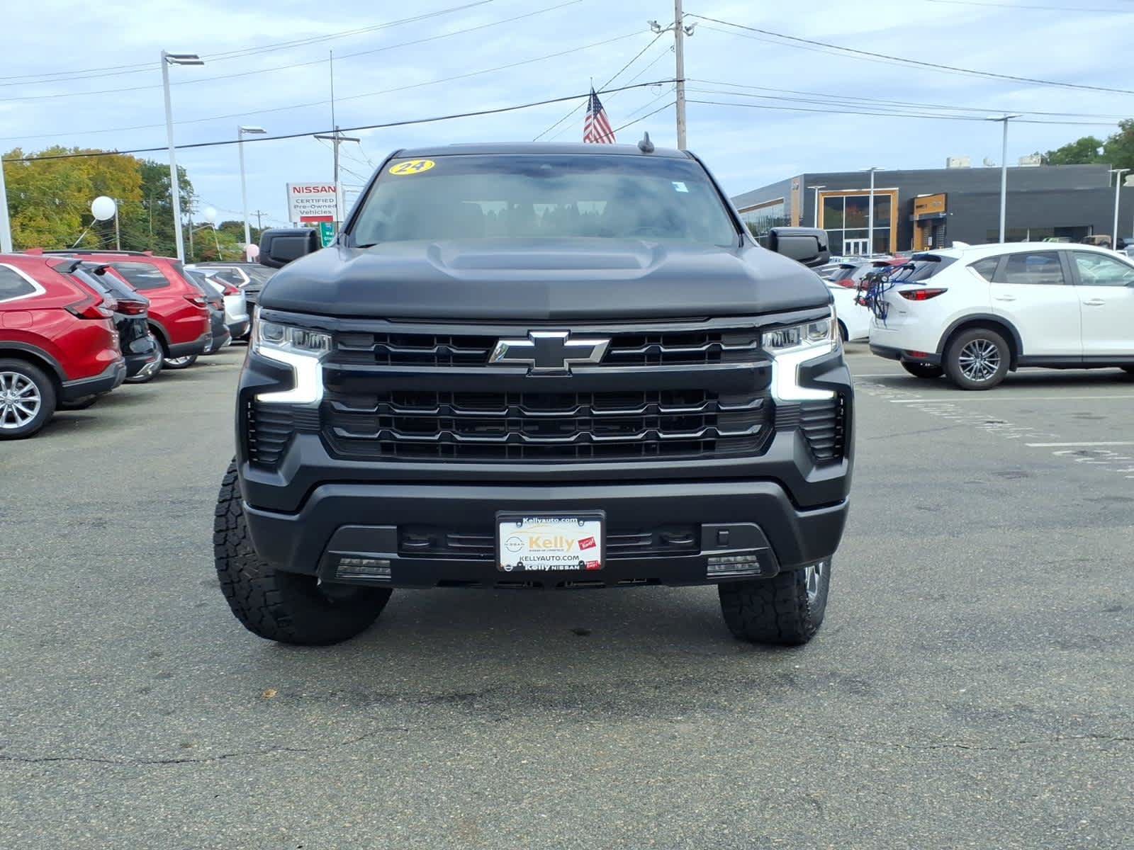 Used 2024 Chevrolet Silverado 1500 RST w/ Convenience Package II AWD/4WD image 2
