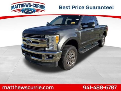 Used 2017 Ford F250 Lariat w/ Chrome Package image 1
