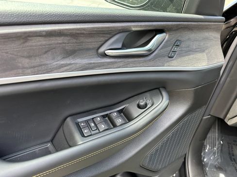 New 2026 Jeep Grand Cherokee L Limited AWD/4WD image 20