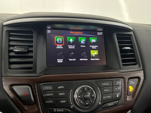 Used 2018 Nissan Pathfinder Platinum image 70