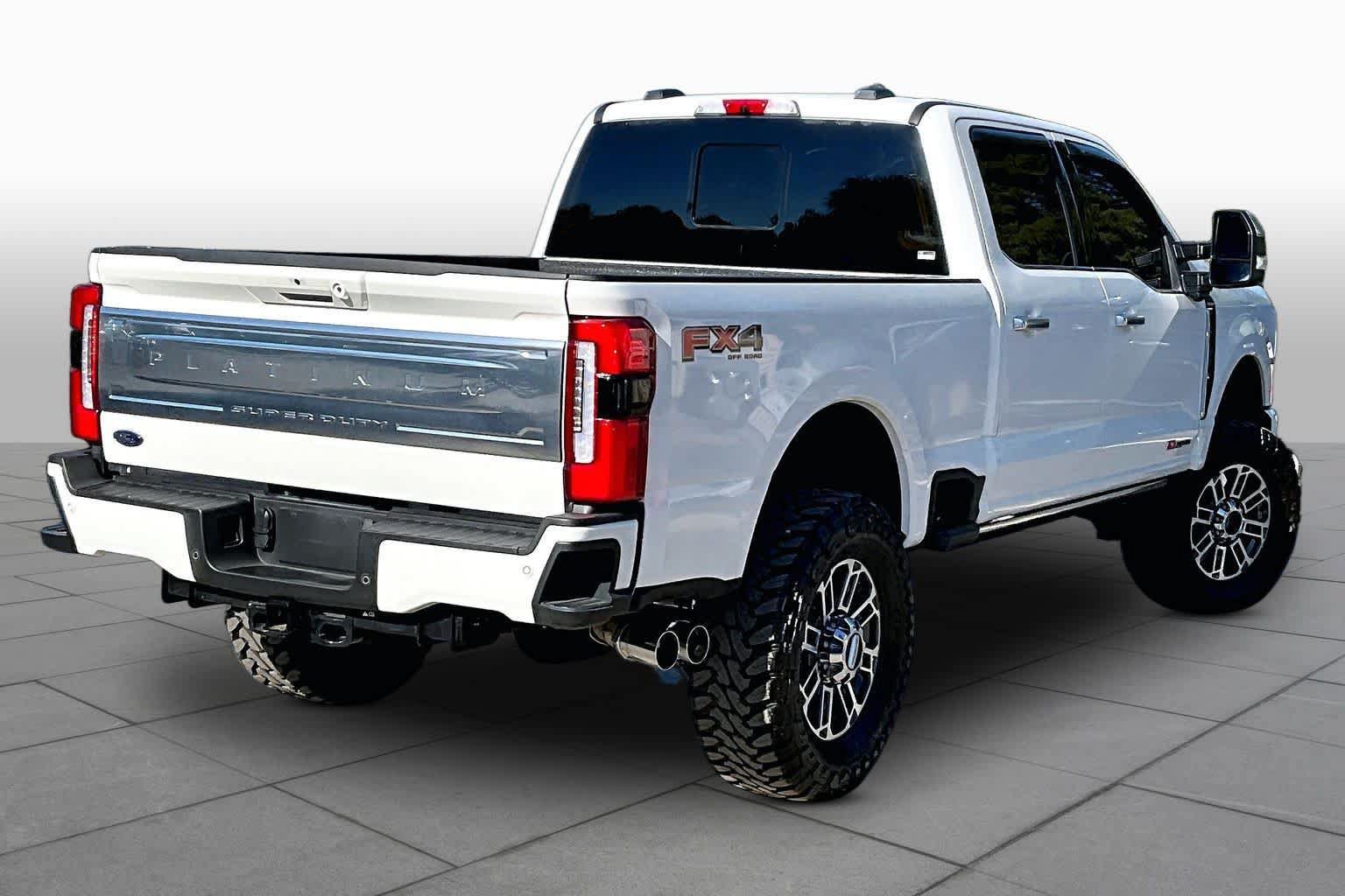 Used 2026 Ford F250 Platinum w/ Platinum Plus Package AWD/4WD image 13