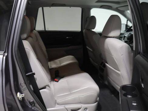 Used 2021 Honda Pilot Black Edition image 20