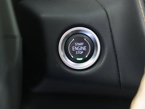 Used 2024 GMC Yukon AT4 w/ AT4 Premium Package image 27