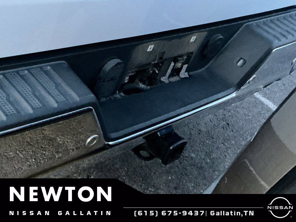 Used 2019 GMC Sierra 1500 SLT w/ SLT Premium Plus Package AWD/4WD image 4