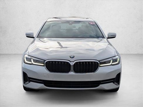 Used 2021 BMW 540i w/ Premium Package image 2