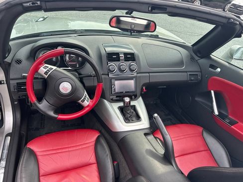 Used 2008 Saturn Sky Red Line RWD image 13
